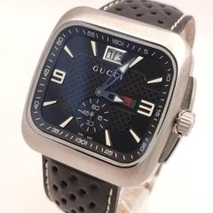 グッチ クーペビッグデイト 131.3 メンズ クオーツ 腕時計 ブラックダイアル レザーベルト 10000267【中古】
