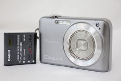 【返品保証】 カシオ Casio Exilim EX-Z1080 3x バッテリー付き コンパクトデジタルカメラ  e458