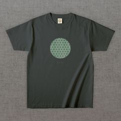 和柄Tシャツ　亀甲 -彩・円-