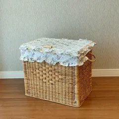 ラタン　バスケット　収納ボックス　花柄内布　フタ付き