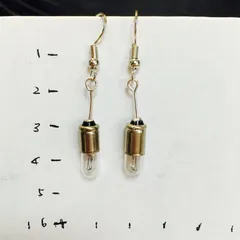 本物電球ピアス(極小銀軸)