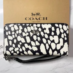 COACH コーチストラップ付き長財布ブラックホワイトアニマル柄