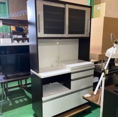 【松田家具】ブランド家具　コンセント付き　食器棚　キッチン棚【店舗まで引き取りのみ】