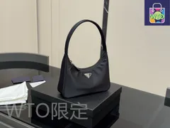 【今日特価】Prada プラダ ホボナイロンアンダーアームバッグ 使いやすく雰囲気豊かなデザイン