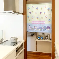 【MINIBOX のれん制作工房 正規販売店舗】のれん サンリオ「はぴだんぶい アイスクリーム」85×丈90cm【日本製】sanrio タペストリー 目隠し 和柄 和風 暖簾 間仕切り 洋柄 洋風 家紋 ポスター【匿名配送 ネコポス 全国送料無料】