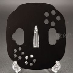 BK0120　日本刀装具　刀鍔　透し　鉄地　透　鍔　刀剣美術　重量：約137G