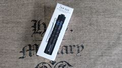 Olight (オーライト) i5R EOS 黒 350lm 充電池付き