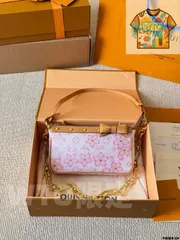 【今日WTO】Louis Vuitton x 村上隆 桜ピローバッグ-WTO輸入-HQ84