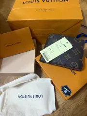 Louis Vuitton(ルイヴィトン) M60895 二つ折り財布 モノグラム マロン クリームを購入 後悔を見る