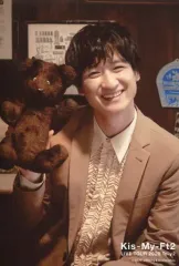 【中古】生写真(ジャニーズ) Kis-My-Ft2/宮田俊哉/上半身・衣装ベージュ・右手ぬいぐるみ・笑顔/「Kis-My-Ft2 LIVE TOUR 2020 To-y2」スペシャルフォト