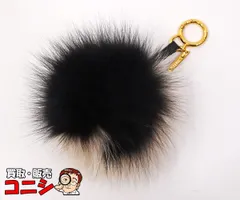 ✨極美品✨FENDI フェンディ ポンポンチャーム　フォックスファー 楽天市場】フェンディ FENDI ファーチャーム チャーム