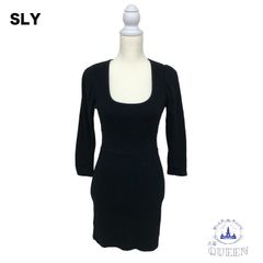 ☆美品☆ SLY スライ ワンピース ニット Uネック 長袖 ひざ丈 タイト スリム レディース ブラック 1 v-90 送料無料