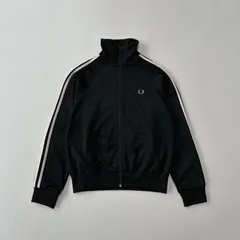 2024年最新】fred perry トラックジャケット 黒の人気アイテム - メルカリ