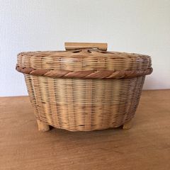 レトロ　かなり大きいカゴ　器　ザル　古道具 古い竹笊 竹かご 竹細工 丸ザル 古民具 古道具 アンティーク 籠