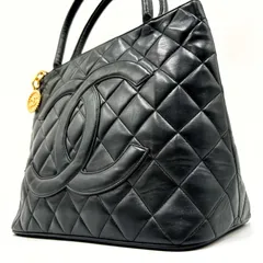 【美品】シャネル　シャネル　ラムスキン　ココマーク　復刻トート　ブラック シャネル CHANEL ココマーク レザートートバッグ 5番台 ブラック