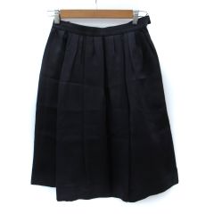 新品　PRADA フレアスカート 38 タグ付き新品 PRADA プラダ フレアスカート ブラック 黒 38サイズ