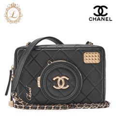 CHANEL シャネル   チェーンショルダーバッグ  マトラッセ  カメラバッグ　ラムスキン  黒 （ゴールド金具） レディース バッグ レディース【中古】【送料無料】