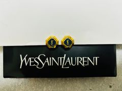 Yves Saint Laurent カサンドラロゴ イヤリング ブラック×ゴールドカラー