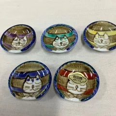 有田焼　猫の箸置き　5個セット　陶器製　丸型　C911