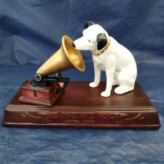 ニッパー犬 蓄音機 台座 置物 陶器製 Amazon.co.jp: ビクター ニッパー犬 蓄音機 台座 置物 陶器製