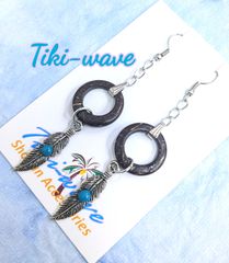ハワイアンピアス  椰子サークルウッド& ターコイズ付きフェザー A-246