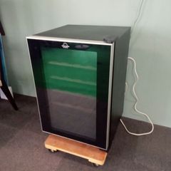未使用品 ディスプレイクーラー/ ショーケース冷蔵庫 容量40L SC40B