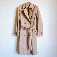 미품 내츄럴 뷰티 베이직 NATURAL BEAUTY BASIK 트렌치 코트 캐주얼 내츄럴 데카 버튼 웨스트 벨트 소맷부리 벨트 리얼 클로즈 롱 산에이·인터내셔널 깨끗하게 안감 베이지 타이트