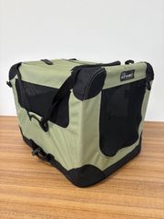 使用感少なめ◆ファーストラックス ソフ・クレートn2 Sサイズ　ペット用品　遠出　通院　お出かけ　小型犬用