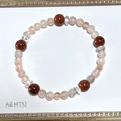 サンストーン✖️ゴールドストーン✖️水晶のハーモニー　パワーストーンブレスレット　運気改善　自己成長　リーダーシップ　邪気祓い　出会　チャンス　魔除　祈願達成