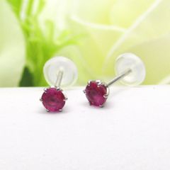 プラチナ！ルビースタッドピアス