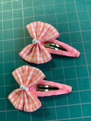 チェック柄ピンクリボン　パッチンどめ　２本
