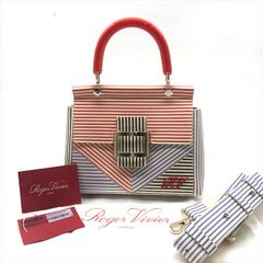 Roger Vivier ヴィヴスケートミニバケットバッグ［新品未使用］ - メルカリ