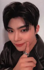 ZEROBASEONE LOYALTY ver. GUN WOOK MELTING POINT