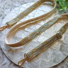 No.213 (うぐいす色・幅2.5㎝)『インド刺繍ショルダーストラップ』　スマホストラップ　スマホショルダー　バッグショルダー　ネックストラップ　インド刺繍アクセサリー