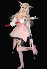 プリズマ✩イリヤ　イリヤスフィール・フォン・アインツベルン　コスプレ　衣装