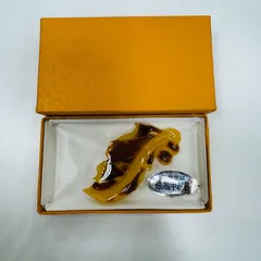 A【ヴィンテージ】べっ甲 本鼈甲 ブローチ 張鼈甲製品 葉っぱモチーフ レディース アクセサリー レトロ アンティーク 箱付き