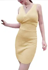 カシュクール リブ ニット グラマラス ひざ丈ワンピース（フリーサイズ）クリーム ウエスト シェイプ スタイル アップ