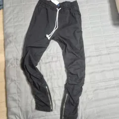H&M ブラック ジョガー パンツ ドローシャーリング