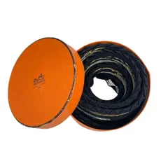 極美品 HERMES エルメス プリーツ スカーフ 王の鳥たち シルク ブラック 箱付き