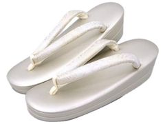 着物美人 送料込み 草履 単品 くすみ 留袖草履 訪問着草履 振袖草履 留袖 訪問着 振袖 色無地 成人式 結婚式 入学式 卒業式 お宮参り 草履銀 草履薄金 大人 女性 M F L 23cm-24.5cm 【 銀 薄金 】m363302z2