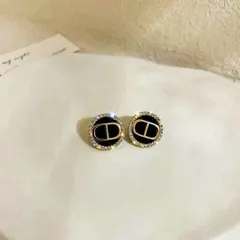 ■数量限定■　ピアス　レディース　フォーマル　結婚式　上品　ブランド ゴールド　CD　ロゴ　金属アレルギー対応　フォーマル　フェミニン　アクセサリー　パーティー　女子会　入学式旅行　前撮り　合コン　同窓会　YouTube撮影　ウェディング　二次会 　クラブ