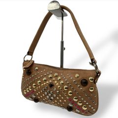 innue ワンショルダーバッグ スタッズ レザー ベージュ 2274 - メルカリ 