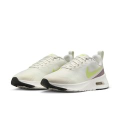 ナイキ スニーカー レディースシューズ NIKE エア マックス ニュアクシス｜ローカット スポーティ シューズ 女性 エアーマックス air MAX レディーススニーカー おしゃれ スポカジ スポーティ 運動靴  nike/IB8916-133