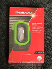 新品　スナップオン 充電式 LED マグネットワークライト　作業灯