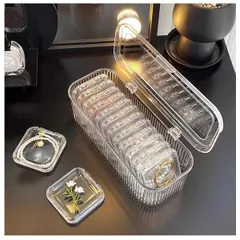 新品 缶バッジ 収納ケース 14個セット 缶バッジ ディスプレイケース 7.5*7.5*1.5cm 缶バッジ展示スタンド 58mmバッジに適合 透明 アクリルケース 蓋付き 傷防止 汚れ防止 ジュエリー収納ケース コイン収納ケース 推し活グッズ 収納ボックス付