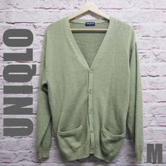 ユニクロ　UNIQLO　トップス　サイズ　M