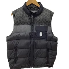 極美品COACHコーチダウンベスト黒×迷彩 新作セール☆ Coach(コーチ) シグネチャーロゴ ダウンベスト