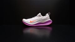 NIKE REACTX INFINITY RUN 4 DR2665 011（リアクト X インフィニティ ラン 4）