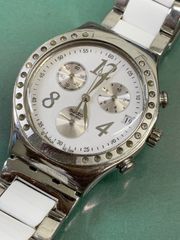 Swatch SVCK4045AG ホワイトダイヤル腕時計。b - メルカリ
