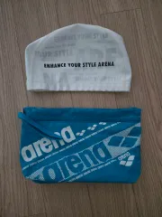 Arena(アリーナ) スイミングキャップ ＋ バッグ